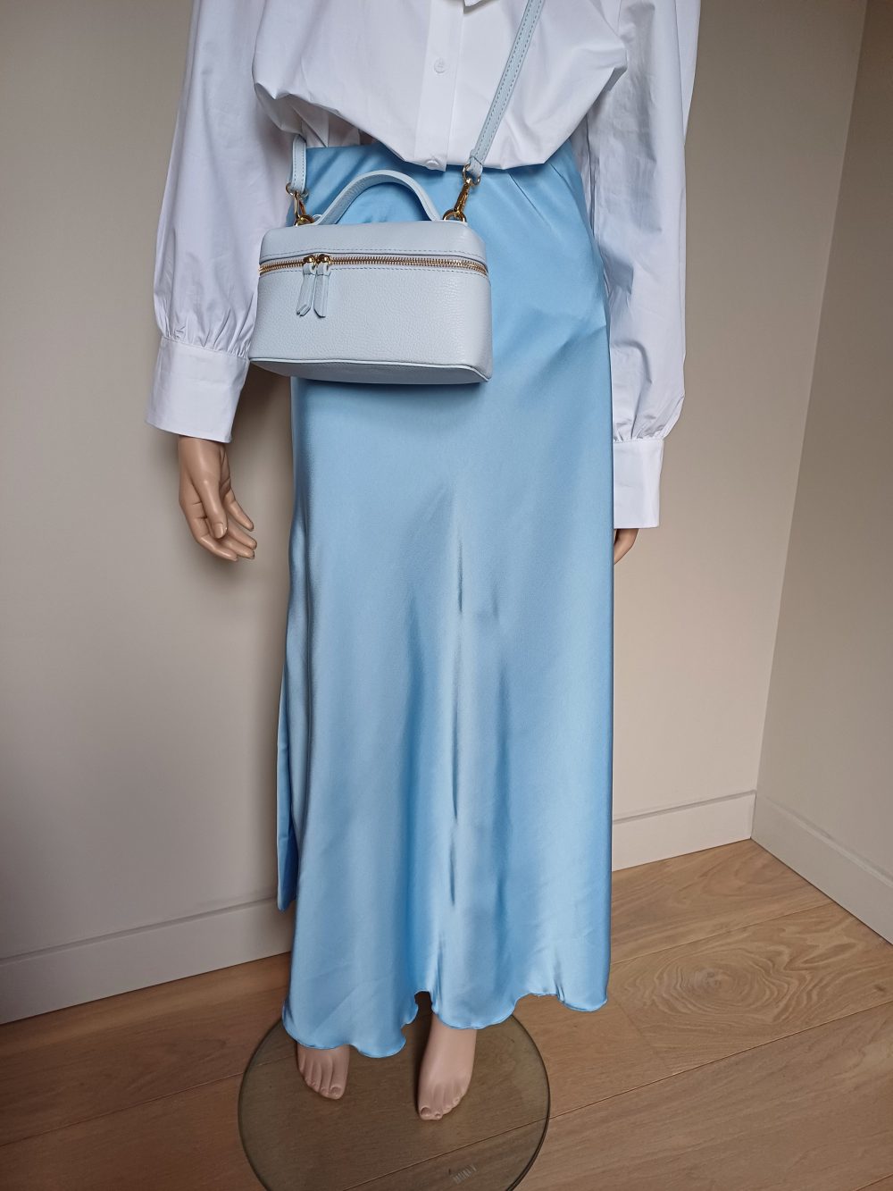 Satijnen maxi rok blauw (Pastelblauw)