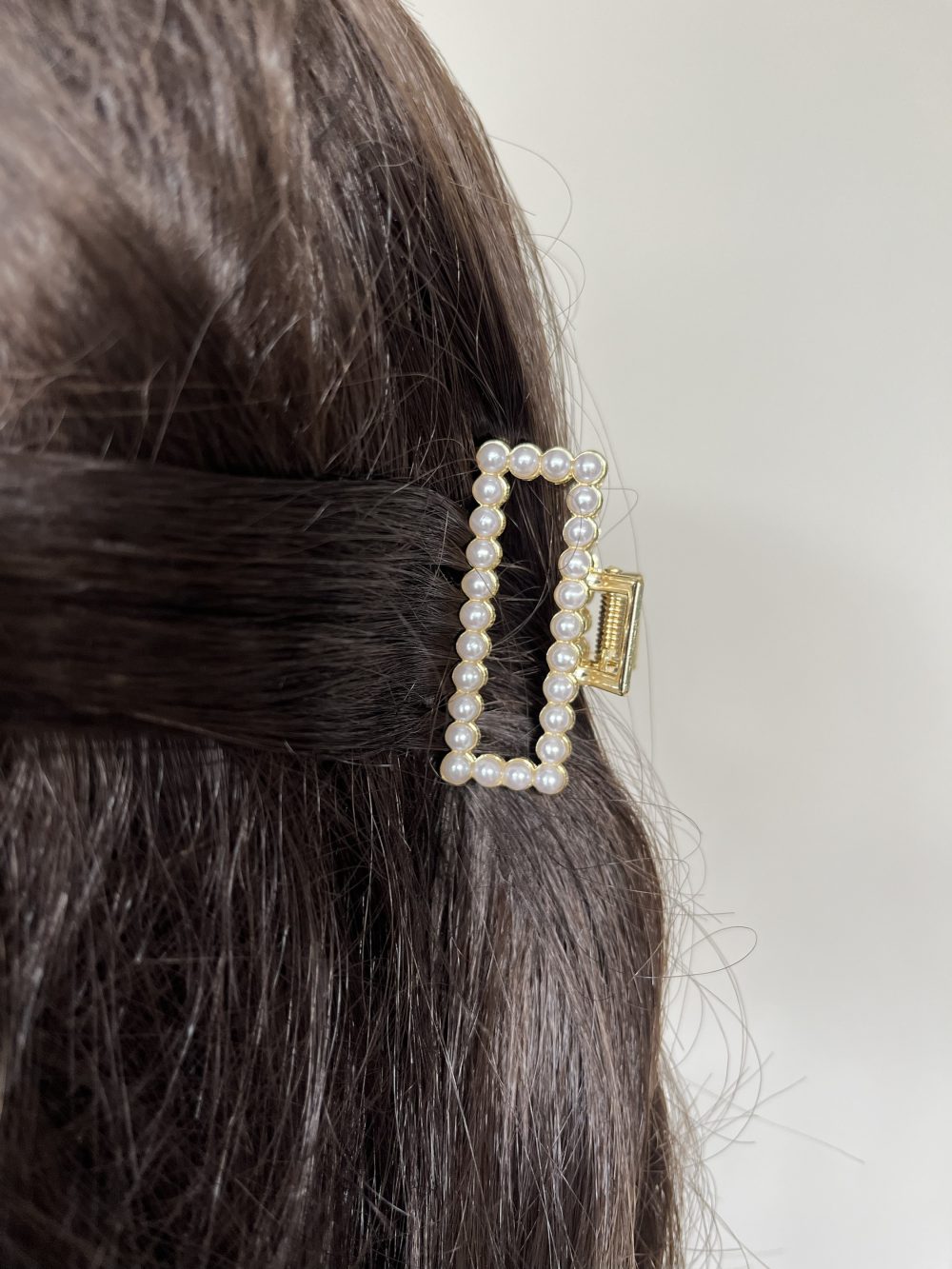 Haarklem goud parels beige