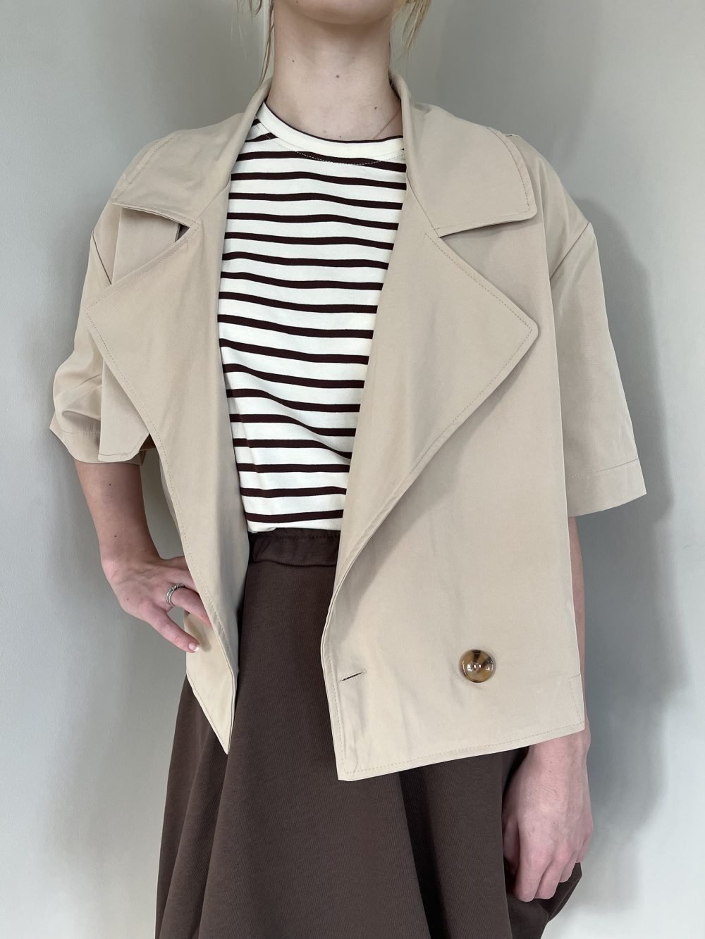Korte trenchcoat korte mouw beige